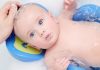 Nên tắm cho trẻ sơ sinh bằng gì là tốt nhất và an toàn?